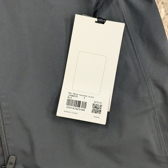 Lululemon Rain rebel insulated jacket - Picture 13 of 13